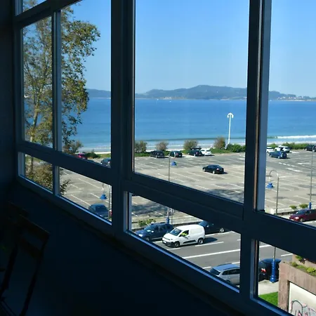 Primera Linea De Playa Samil Costa Con Garaje Incluido Vigo Exterior photo