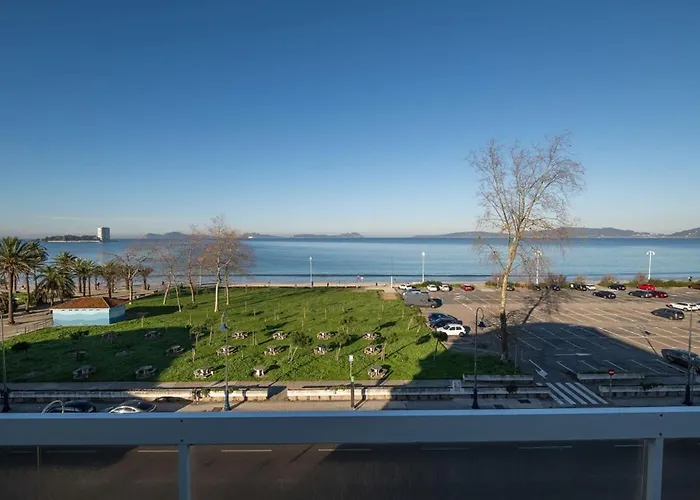 Primera Linea De Playa Samil Costa Con Garaje Incluido