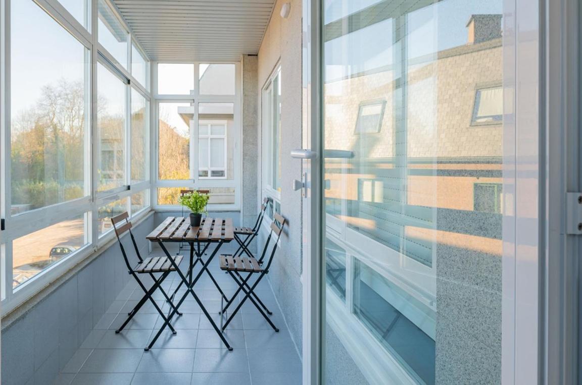 Primera Linea De Playa Samil Costa Con Garaje Incluido Apartment Vigo