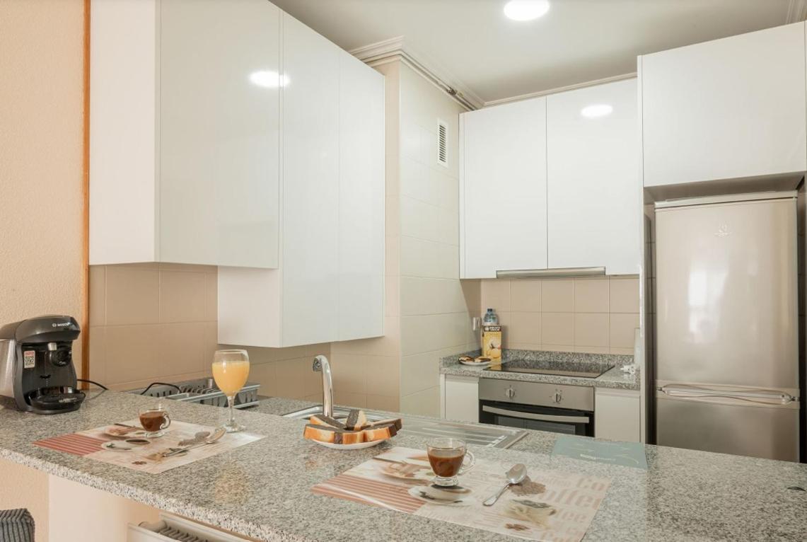 Apartment Primera Linea De Playa Samil Costa Con Garaje Incluido Vigo