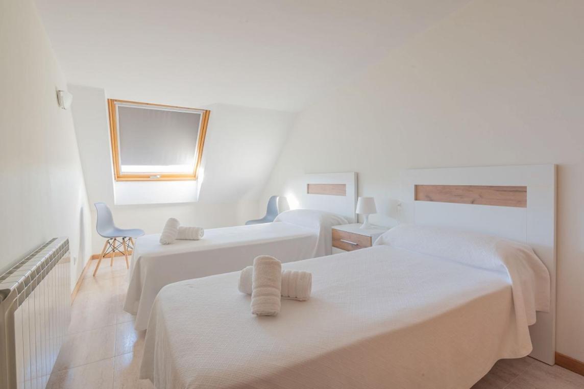 Primera Linea De Playa Samil Costa Con Garaje Incluido Apartment
