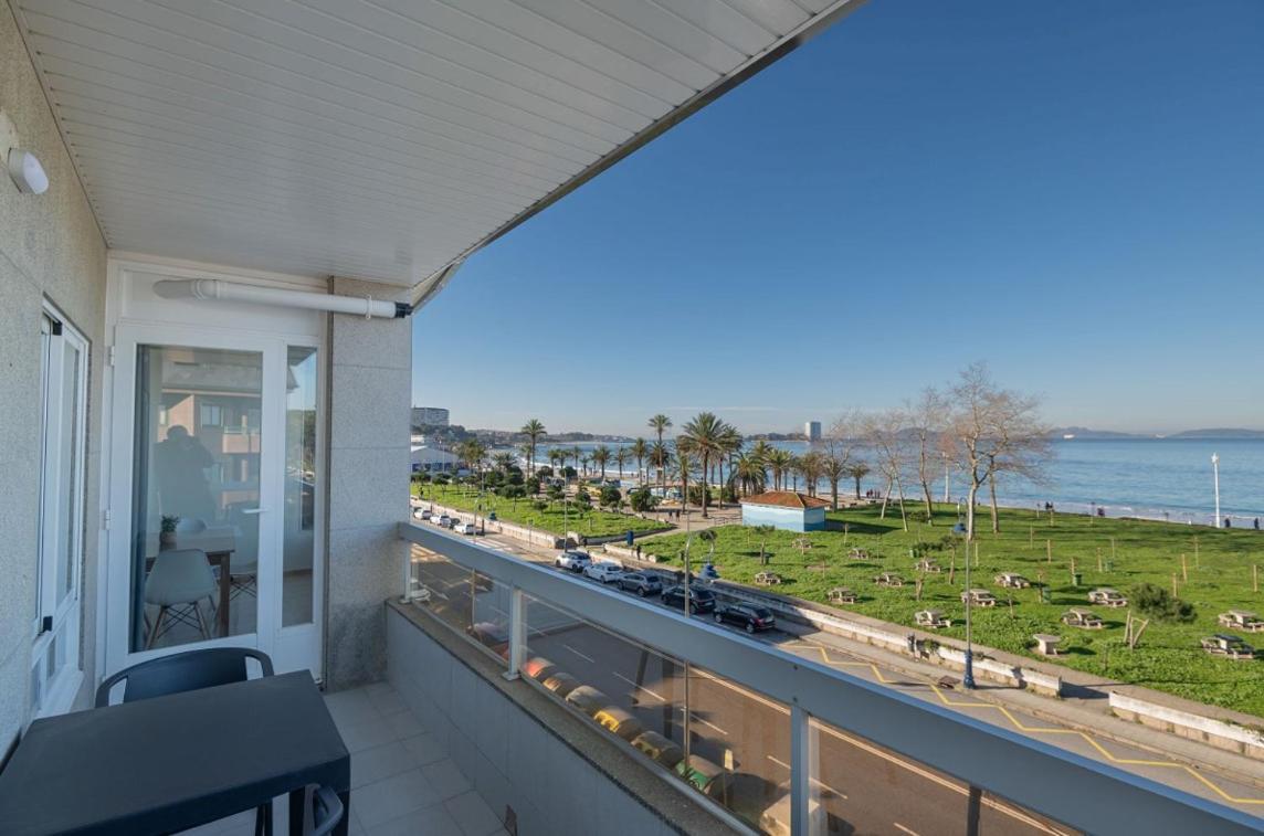 Appartement Primera Linea De Playa Samil Costa Con Garaje Incluido *