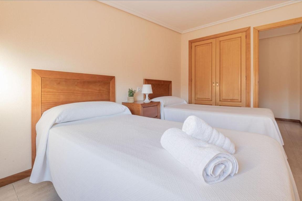 Primera Linea De Playa Samil Costa Con Garaje Incluido Apartment
