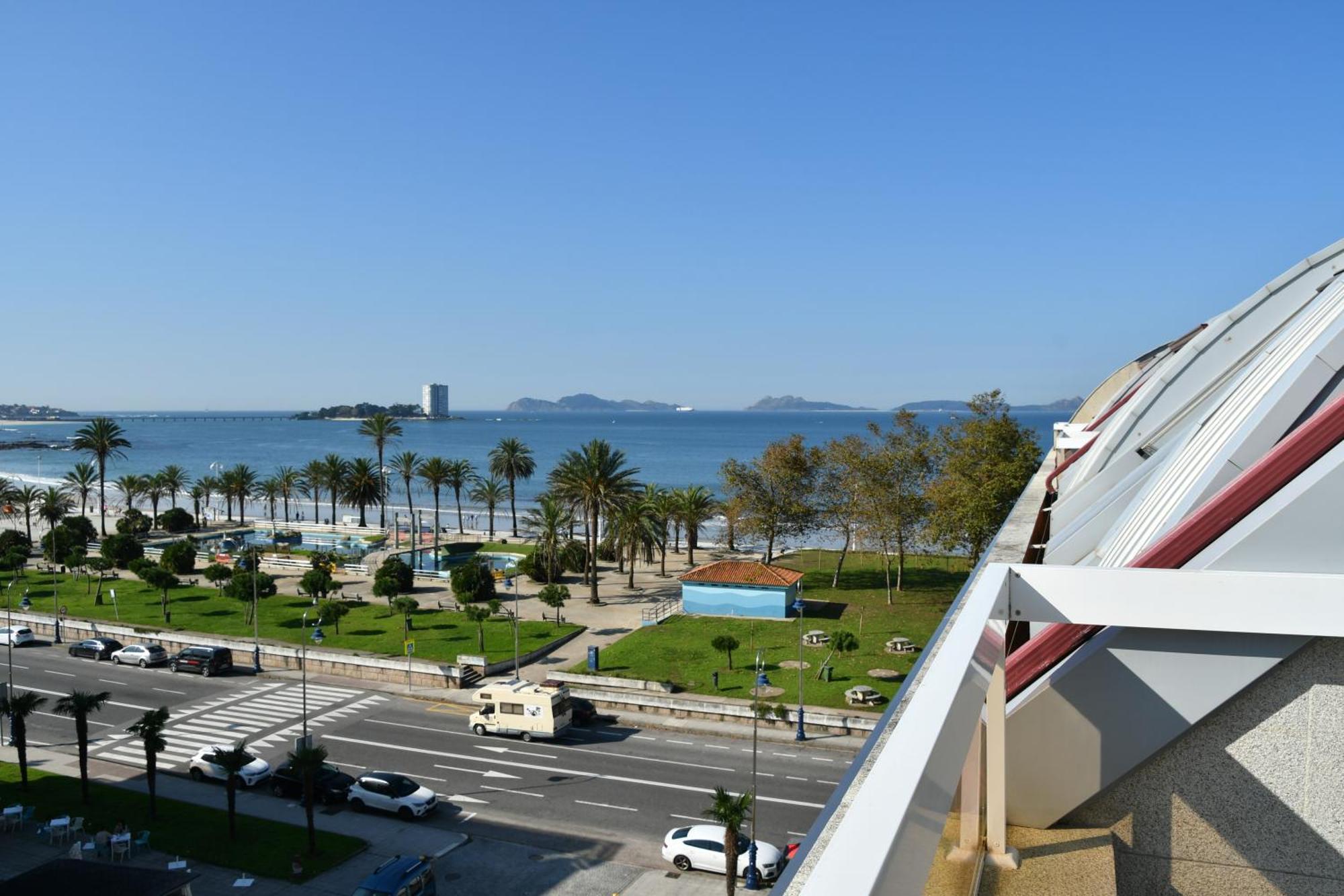 Appartement Primera Linea De Playa Samil Costa Con Garaje Incluido Vigo