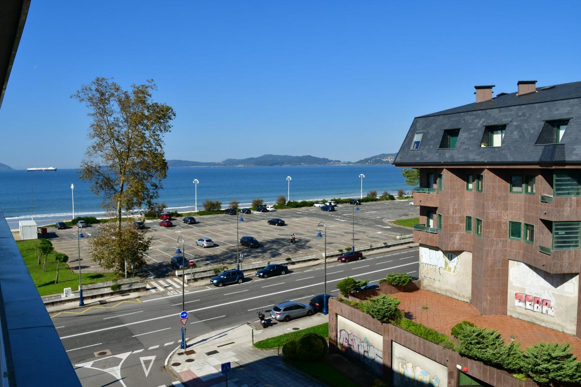 Primera Linea De Playa Samil Costa Con Garaje Incluido Appartement *